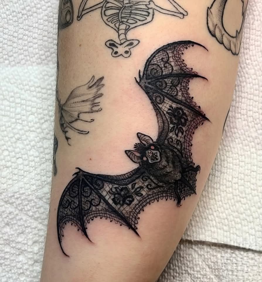 33 Bat Tattoo Ideas 2026: Stunning Designs From Tiny Flying Bats to Gothic Masterpieces