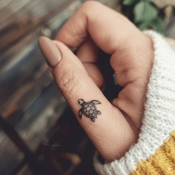 29 Sea Turtle Tattoo Ideas 2026: Meaningful Designs Inspired by the Ocean