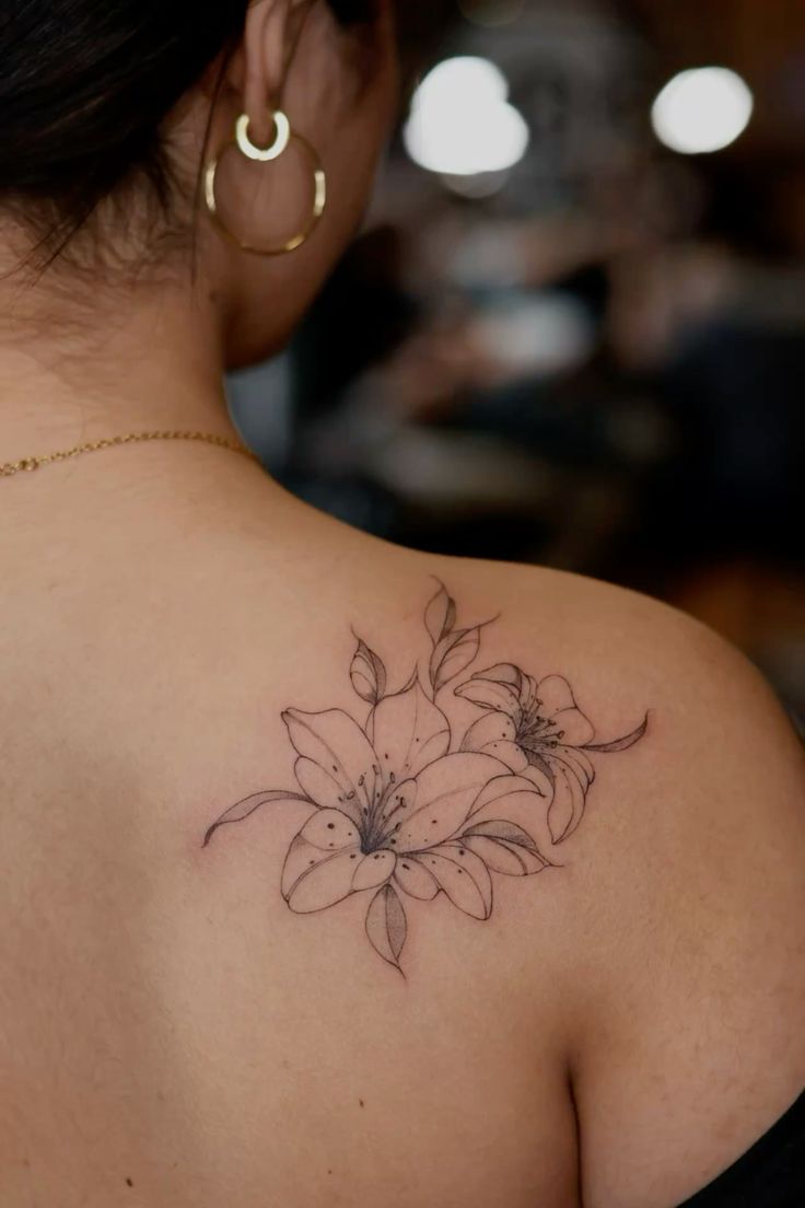 29 Lily Tattoo Ideas 2026: Elegant Floral Designs for Every Style