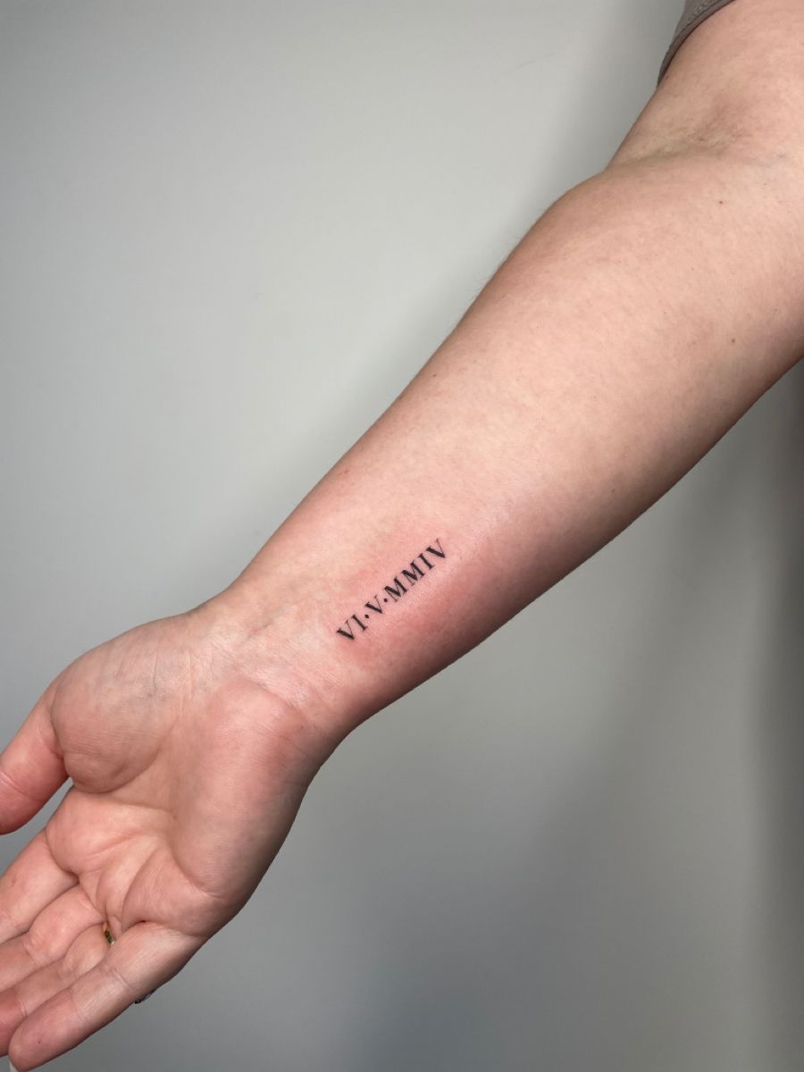 28 Roman Numerals Tattoo Ideas 2026: Timeless Date Tattoos That Never Go Out of Style