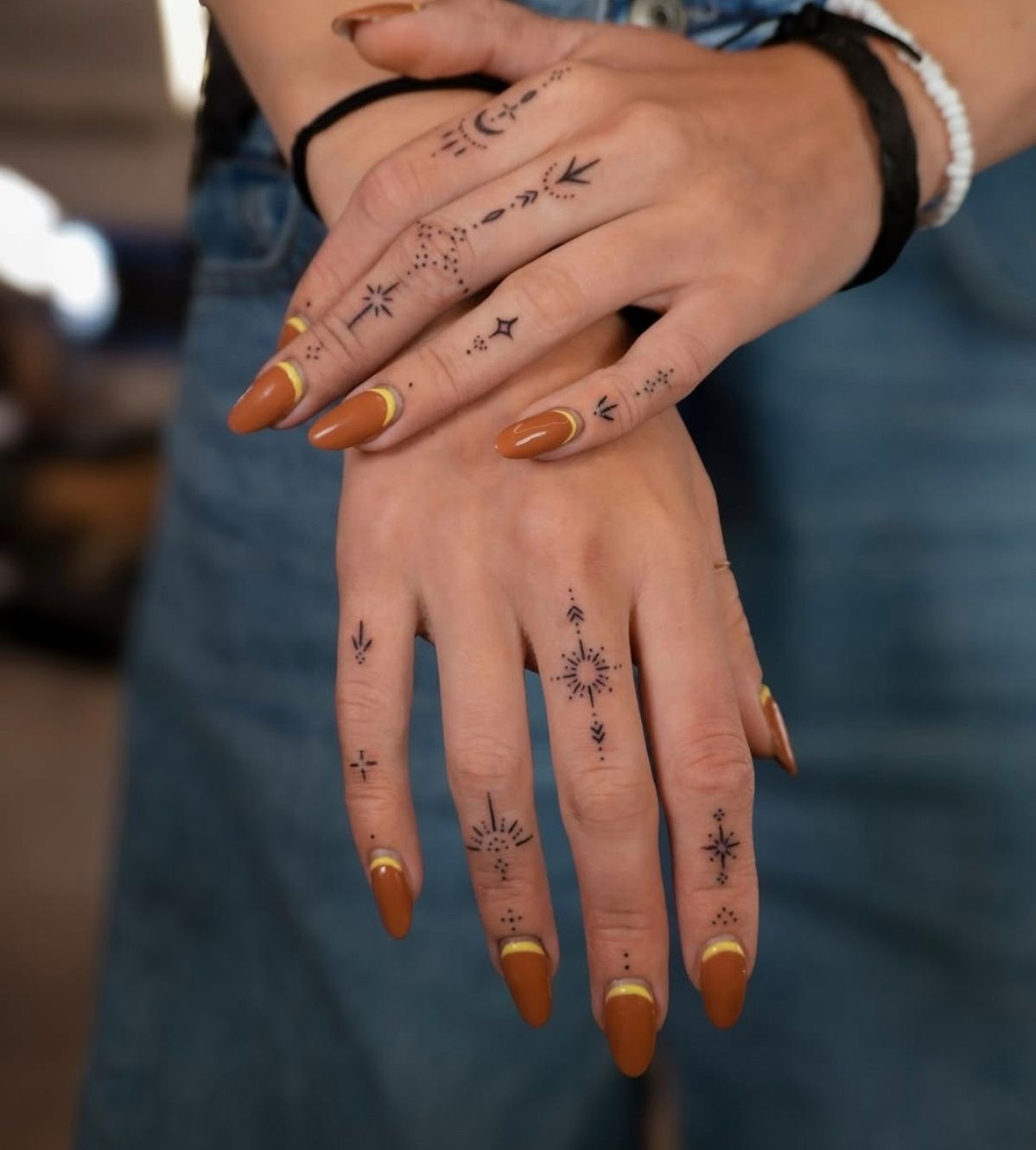 27 Finger Tattoo Ideas 2026: Elegant, Tiny & Creative Designs You’ll Want to Save