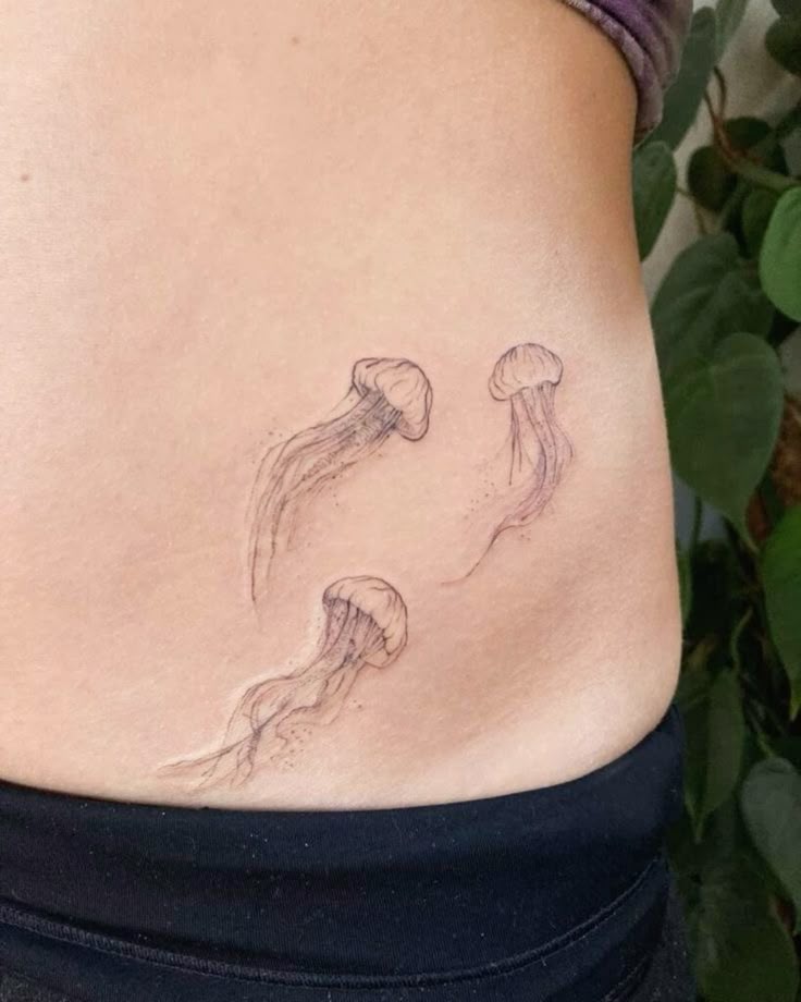 28 Jellyfish Tattoo Ideas 2026: Elegant Designs with Meaning and Ocean Inspiration