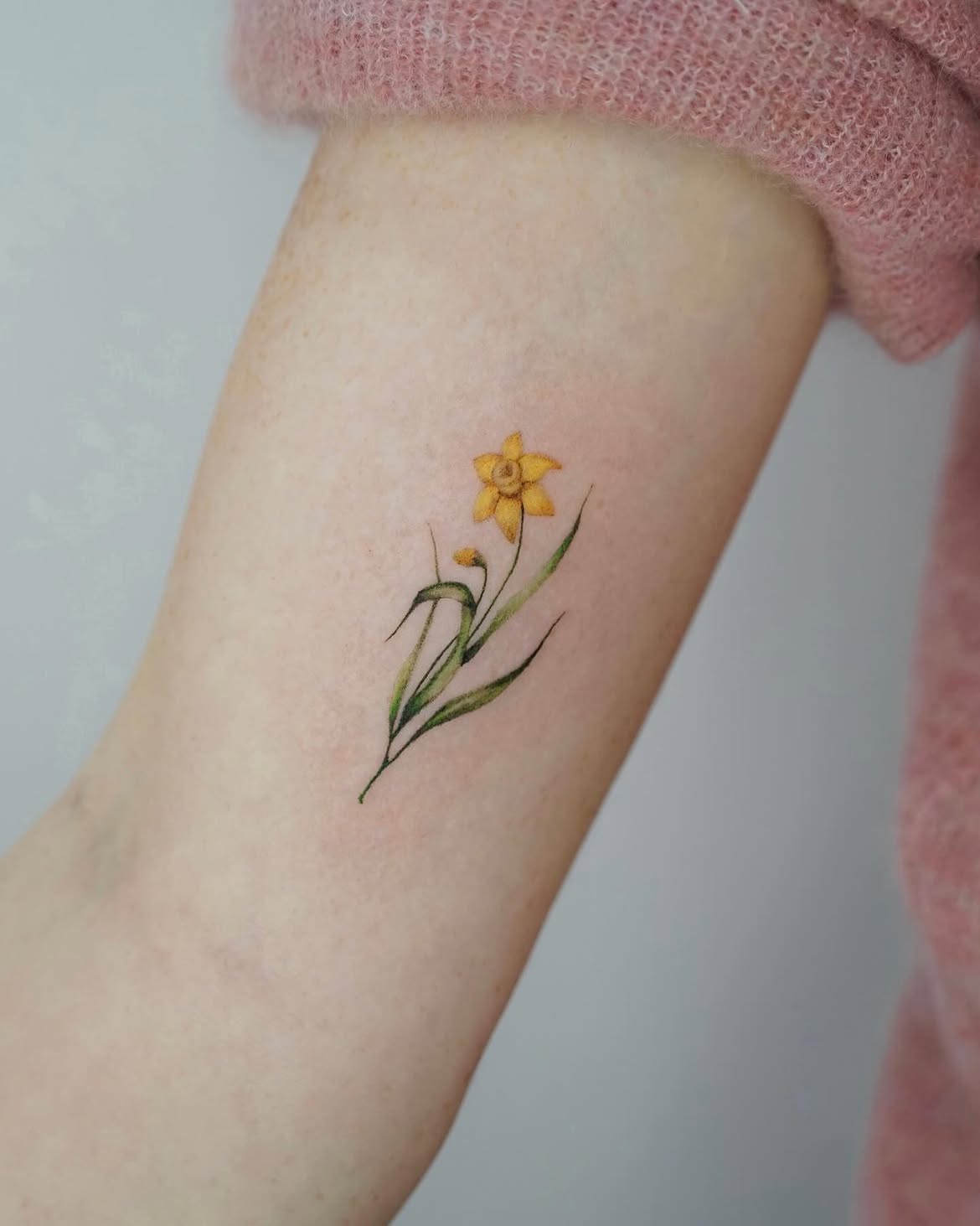 28 Daffodil Tattoo Ideas 2026: Beautiful Designs That Celebrate New Beginnings