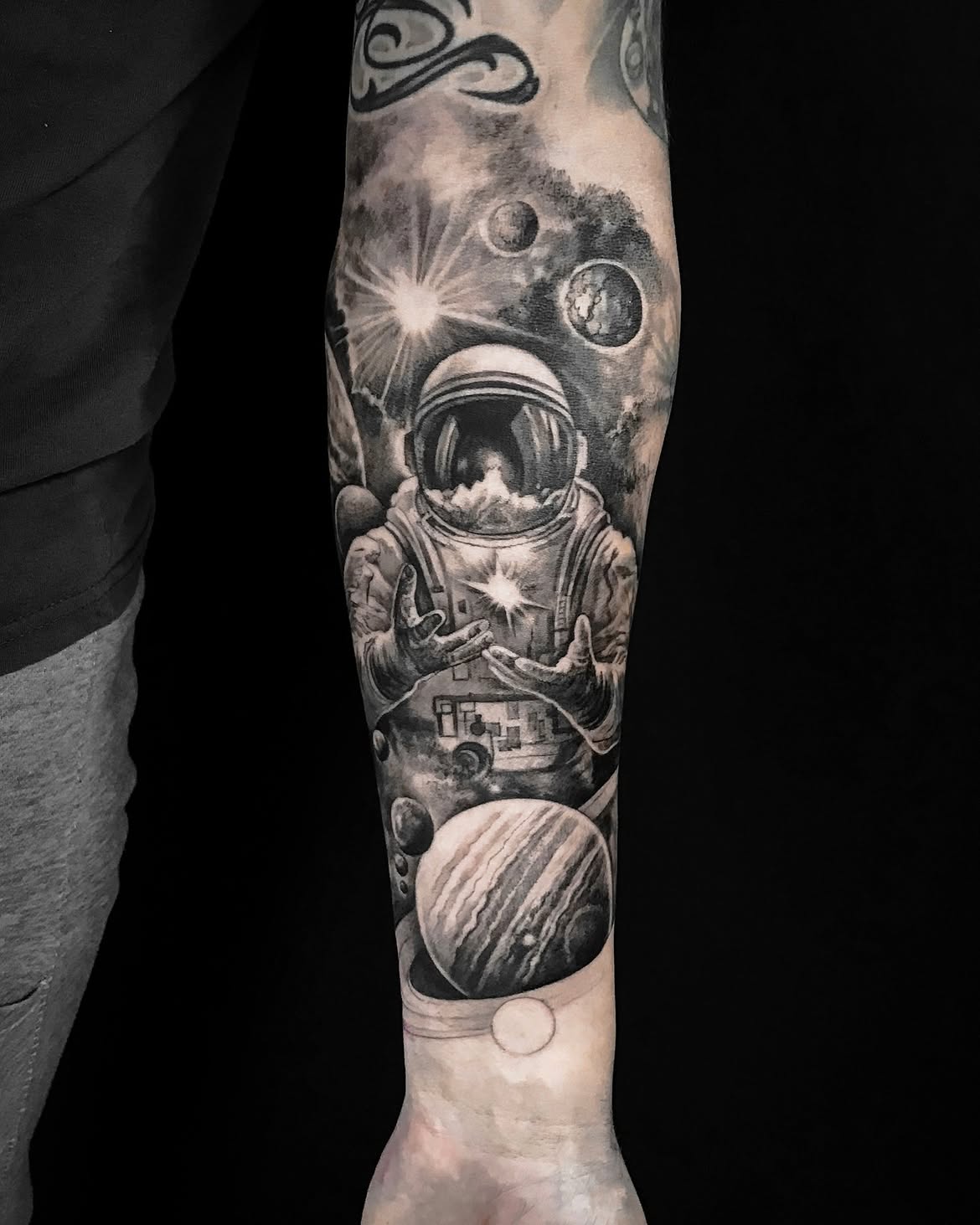 27 Space Tattoo Ideas 2026: Cosmic Designs That Turn the Universe Into Personal Art