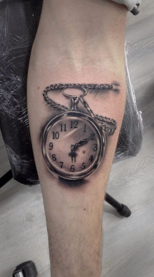 29 Clock Tattoo Ideas 2026: Timeless Designs That Turn Every Second Into Art