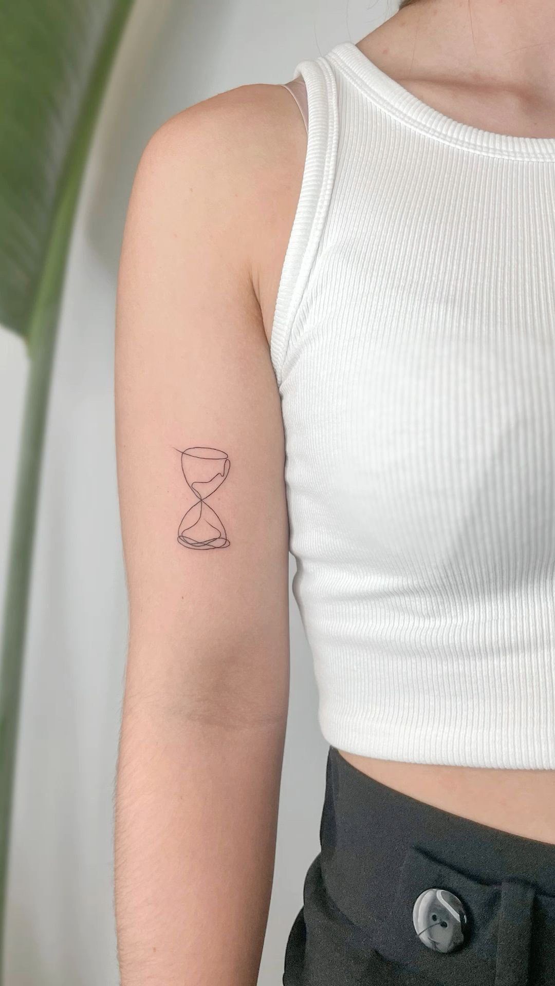 27 Hourglass Tattoo Ideas 2026: Timeless Designs That Turn Every Second Into Art