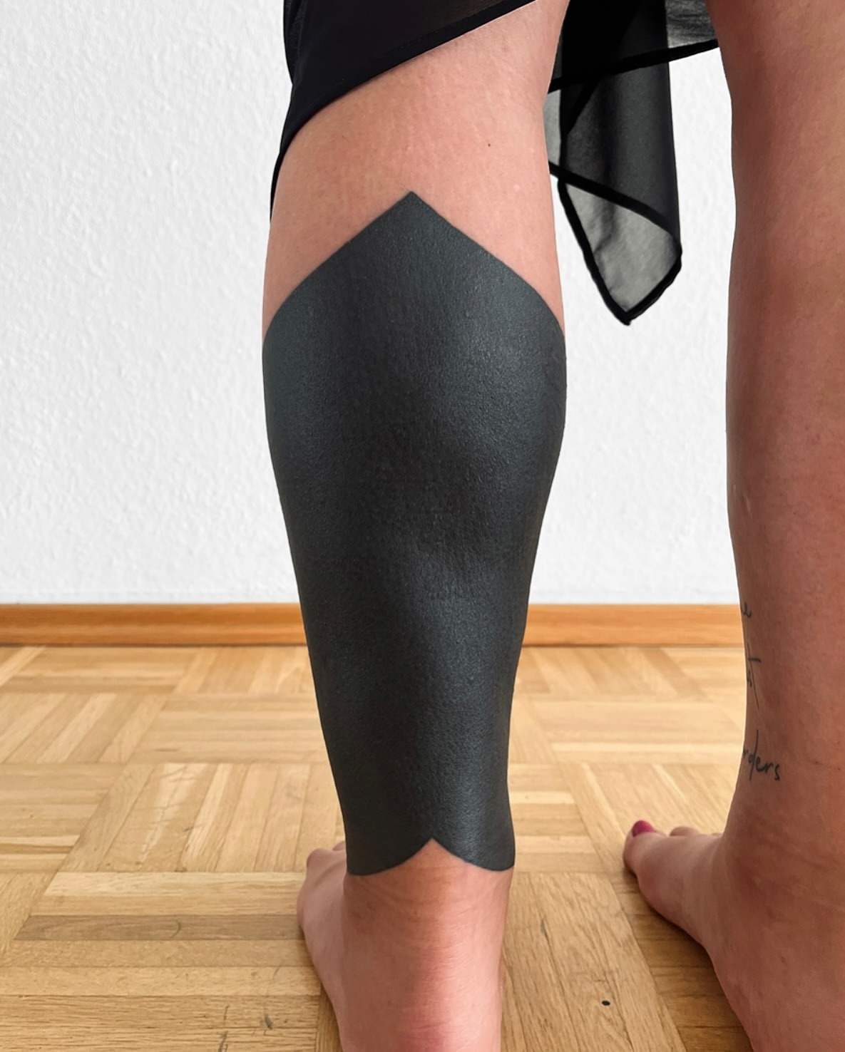 29 Blackwork Tattoo Ideas 2026: Bold Designs, Dark Aesthetics & Modern Inspiration
