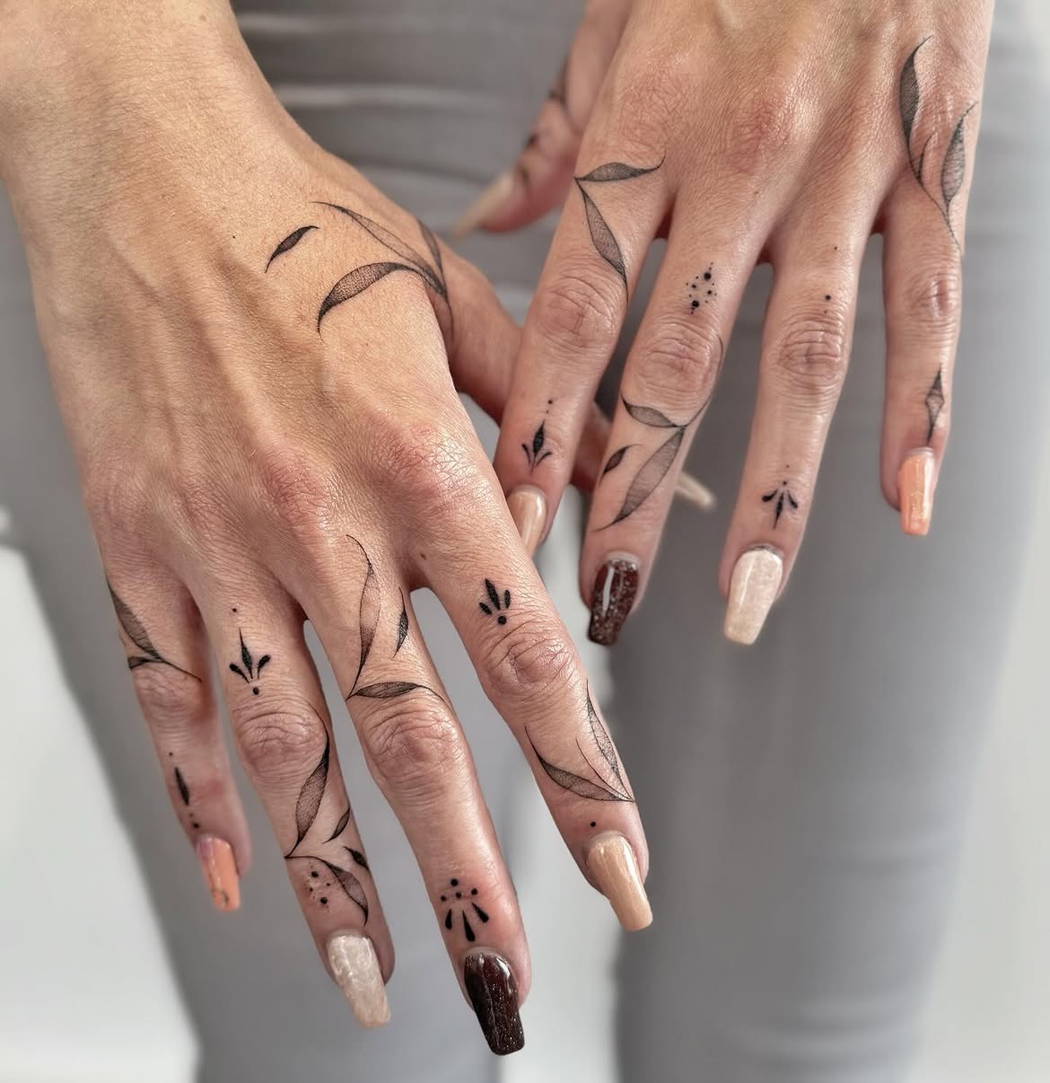 27 Finger Tattoo Ideas 2026: Elegant, Tiny & Creative Designs You’ll Want to Save