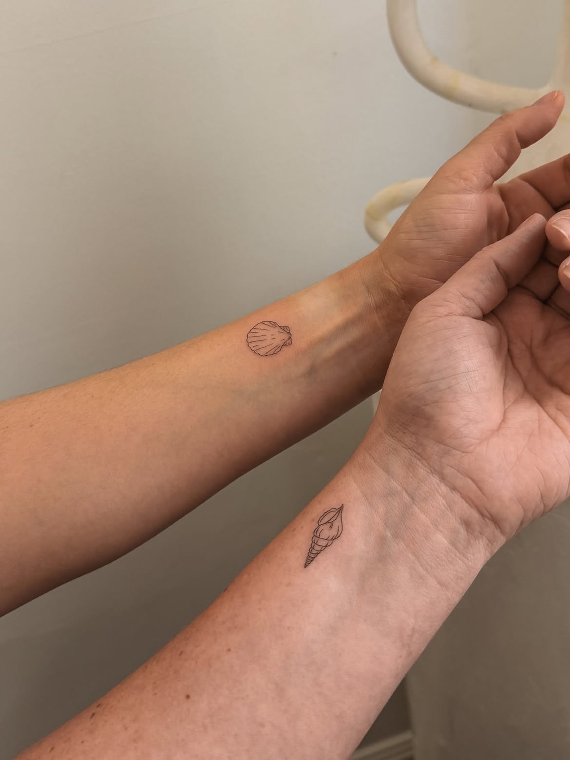 29 Matching Tattoo Ideas 2026: Meaningful Designs for Couples, Friends, Sisters, and Family