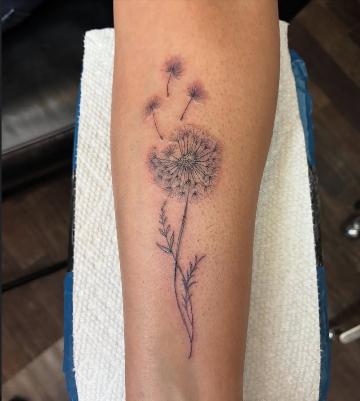 29 Dandelion Tattoo Ideas 2026: Delicate Designs That Capture Freedom, Change, and New Beginnings