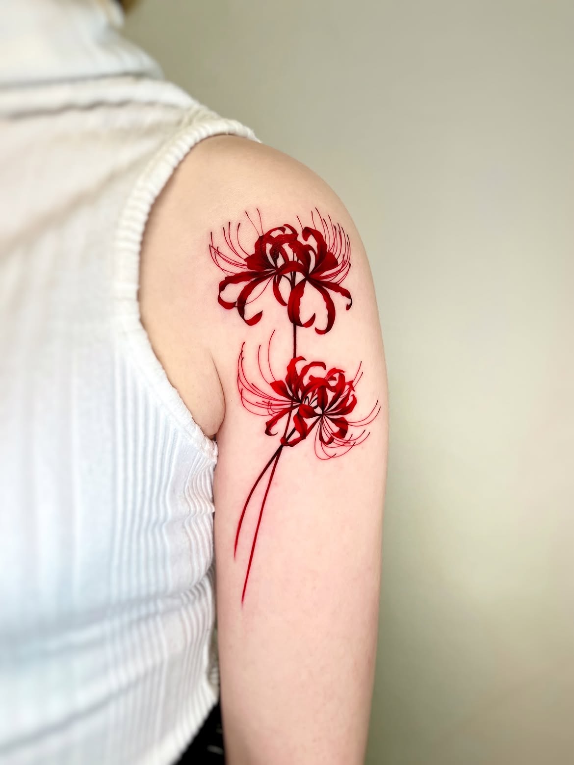 25 Spider Lily Tattoo Ideas 2026: Elegant, Symbolic & Japanese-Inspired Designs You’ll Love