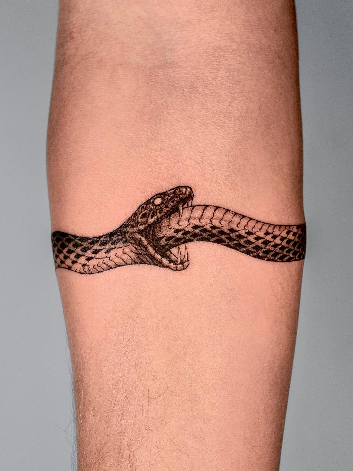 30 Ouroboros Tattoo Ideas 2026: Timeless Designs That Blend Ancient Symbolism With Modern Ink