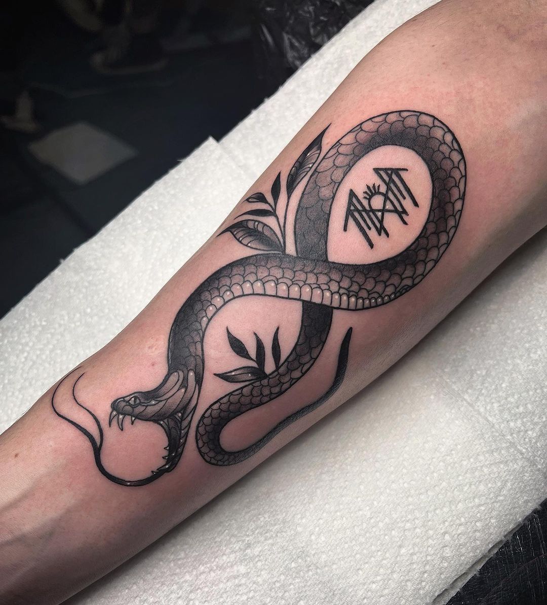 30 Infinity Tattoo Ideas 2026: Meaningful Designs From Minimalist to Bold