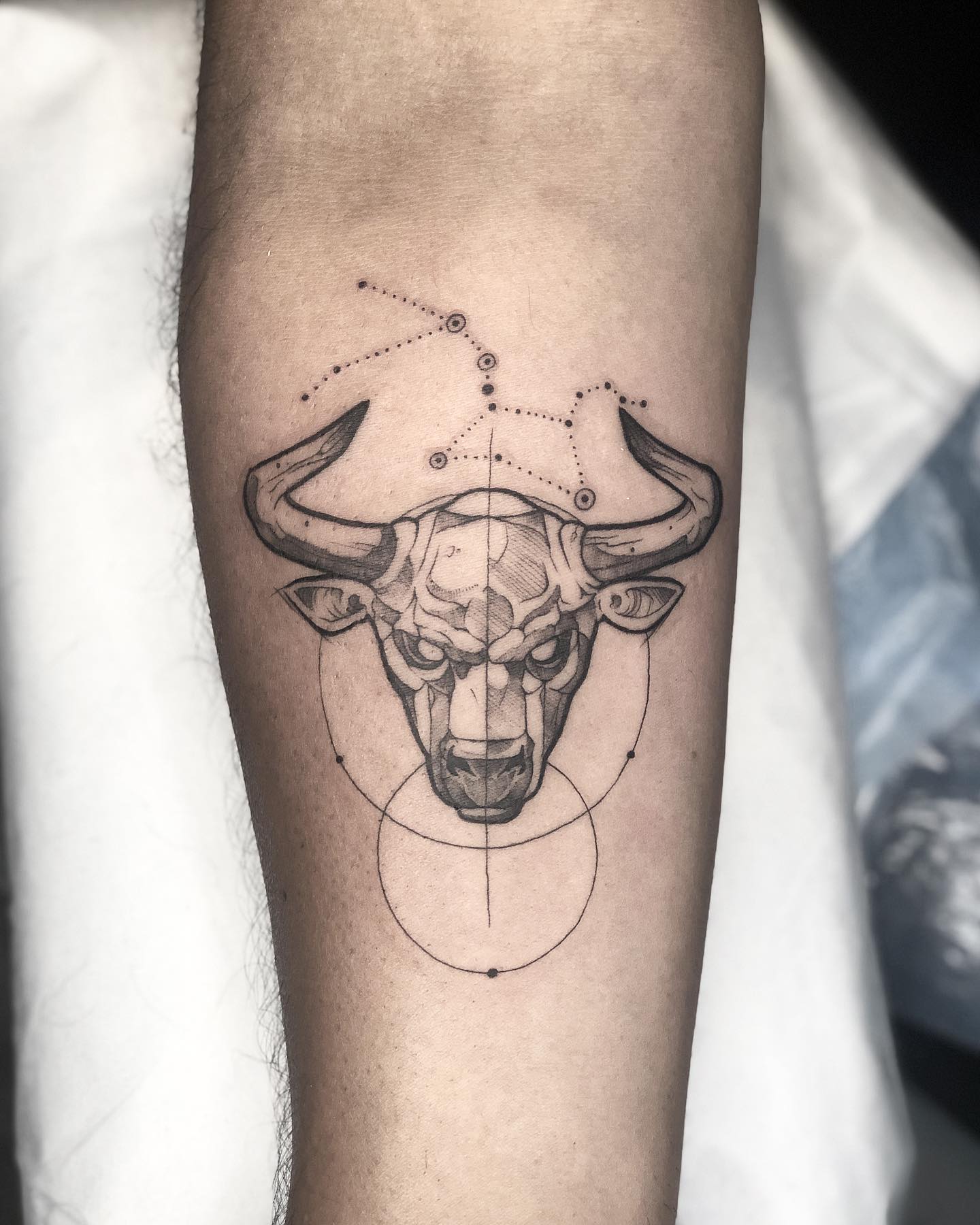 29 Taurus Tattoo Ideas 2026: Zodiac Designs from Minimalist Symbols to Celestial Constellations