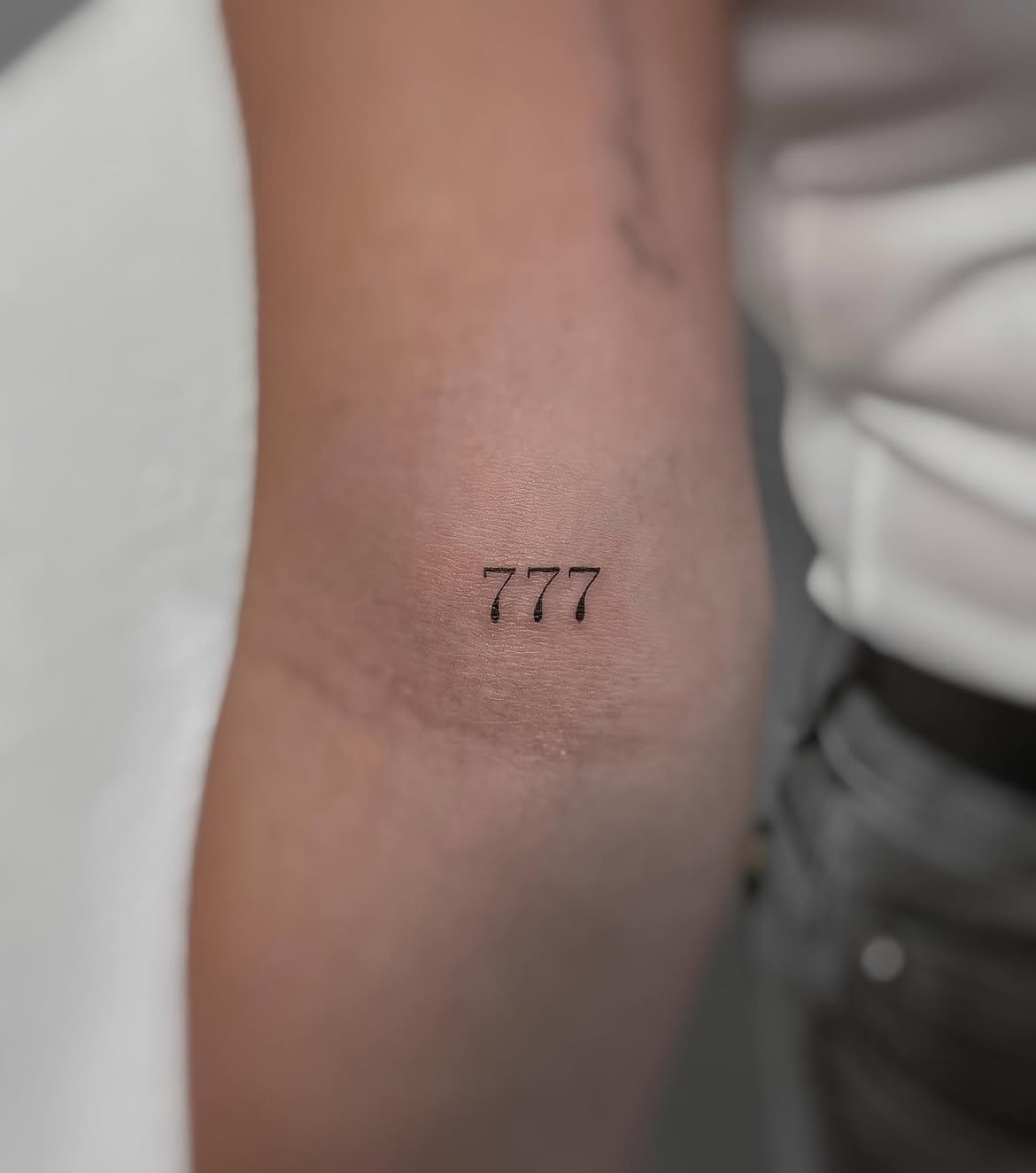 31 Ideas 777 Tattoo 2026: Meaningful Designs That Bring Lucky Angel Number Energy