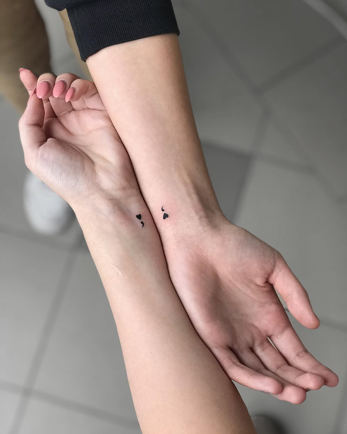 28 Easy Tattoo Ideas 2026: Minimal Designs That Look Stylish and Stay Timeless