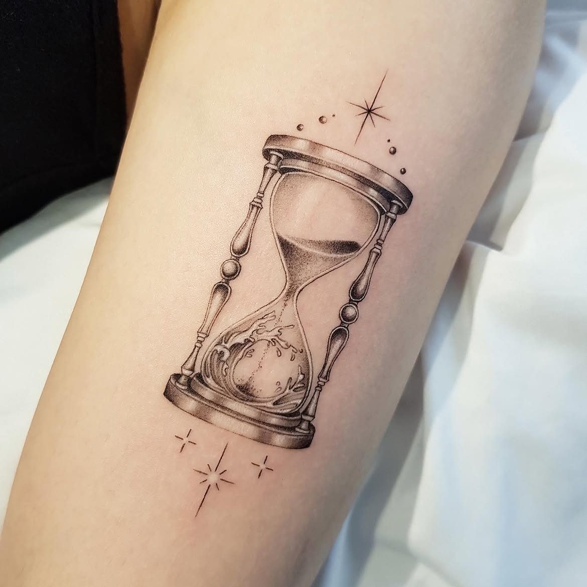 27 Hourglass Tattoo Ideas 2026: Timeless Designs That Turn Every Second Into Art