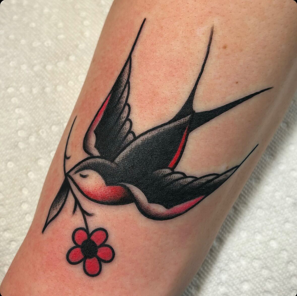 28 Sparrow Tattoo Ideas 2026: Fine Line, Traditional and Meaningful Designs