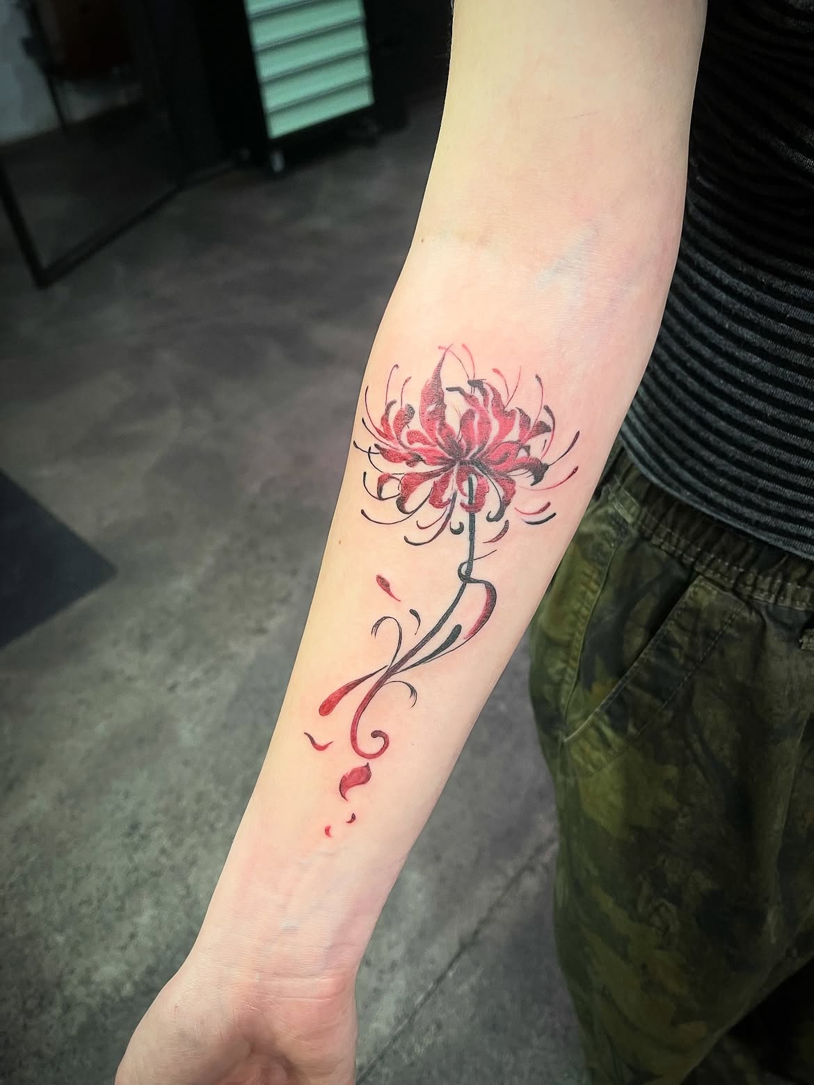 25 Spider Lily Tattoo Ideas 2026: Elegant, Symbolic & Japanese-Inspired Designs You’ll Love