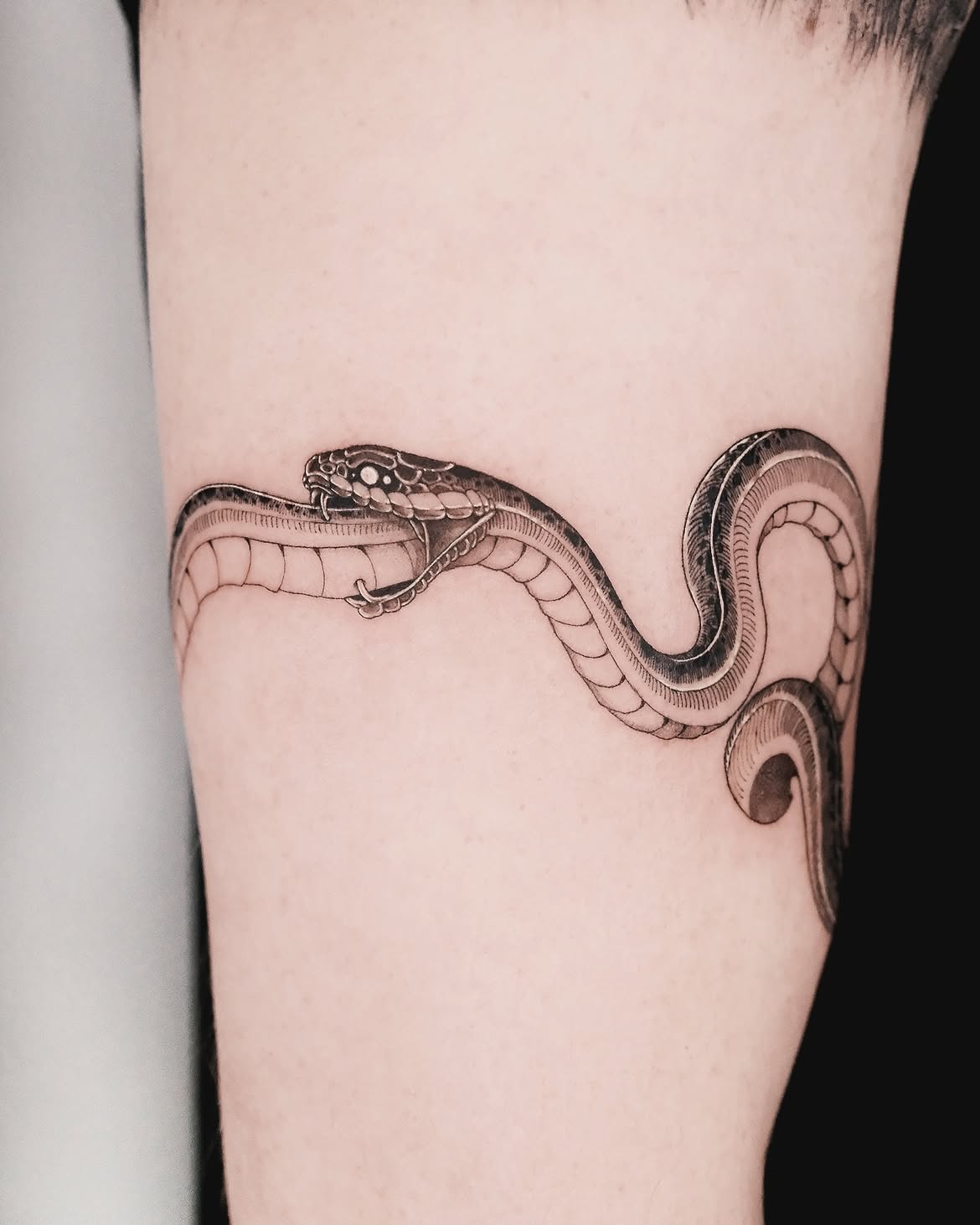 30 Ouroboros Tattoo Ideas 2026: Timeless Designs That Blend Ancient Symbolism With Modern Ink