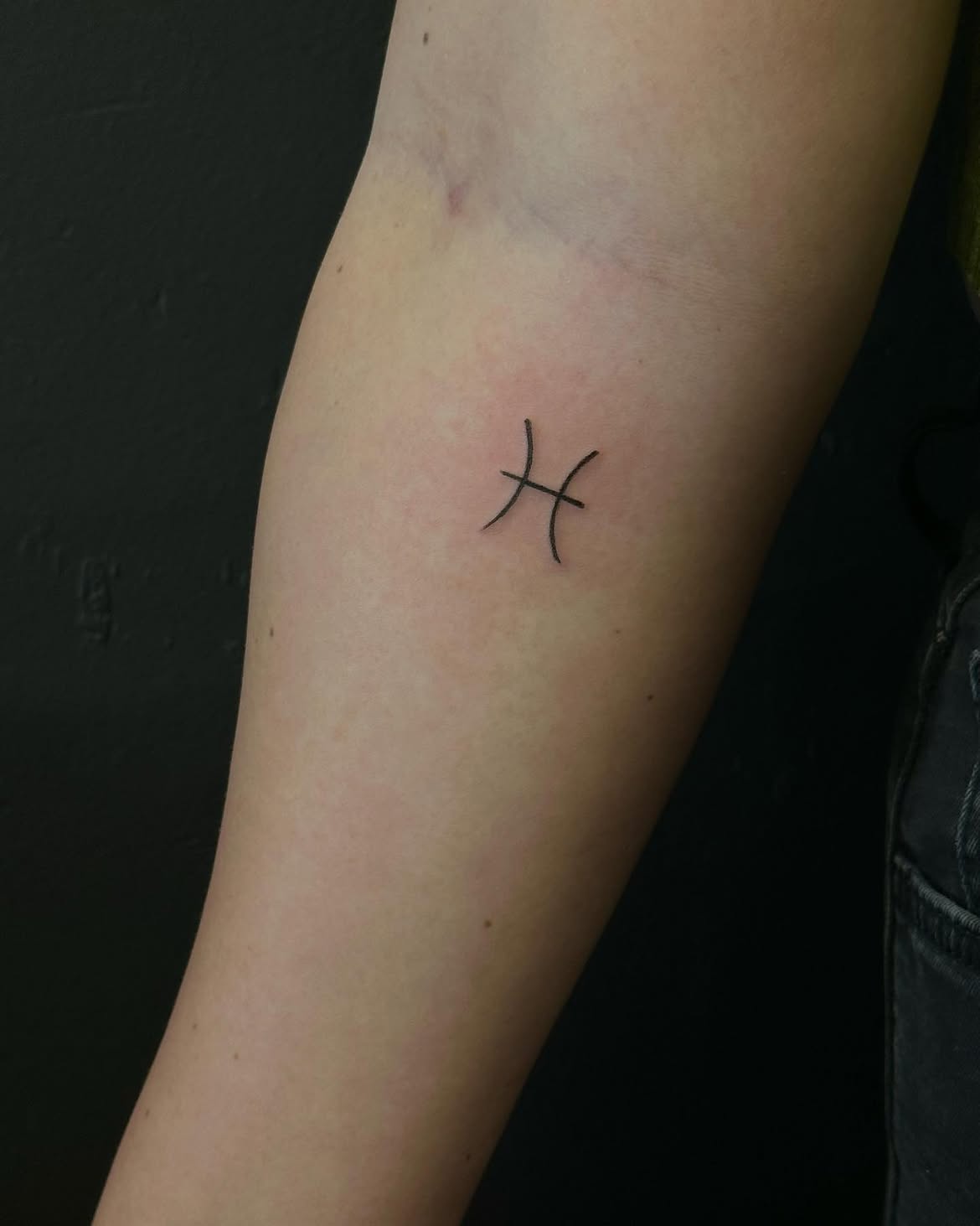 28 Pisces Tattoo Ideas 2026: Elegant Zodiac Designs That Capture Balance, Intuition, and Flow