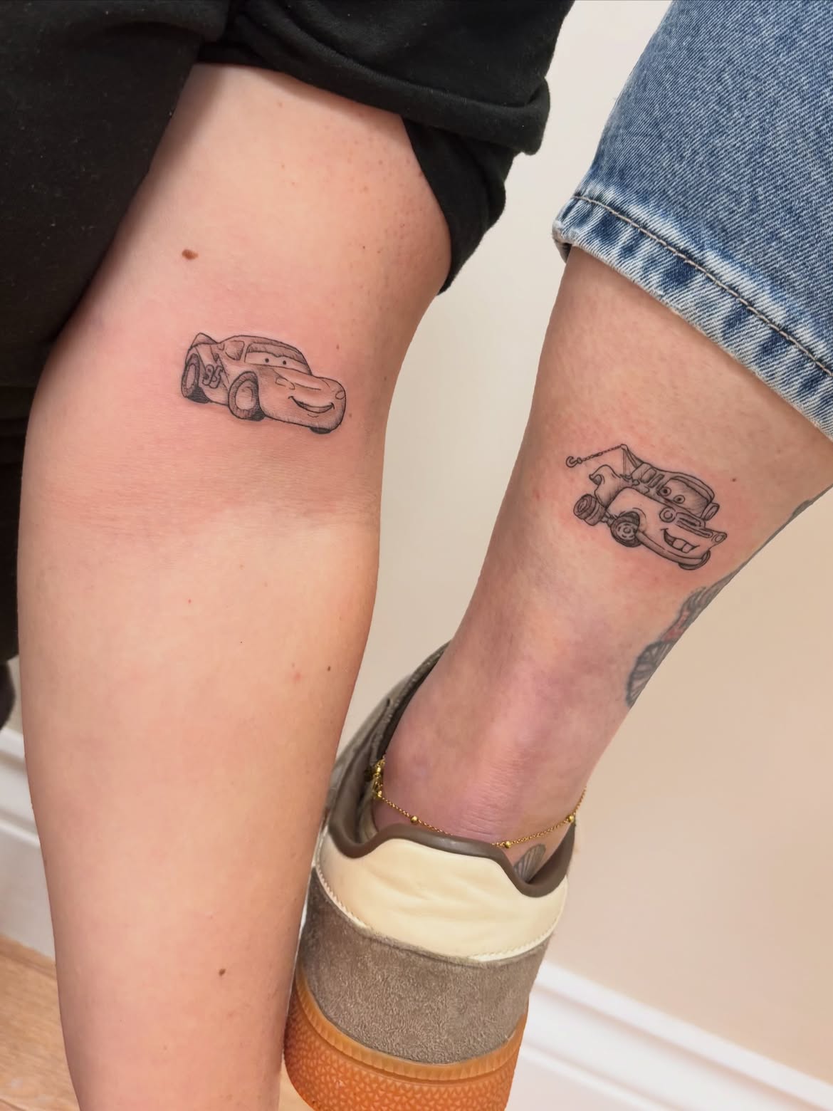 29 Matching Tattoo Ideas 2026: Meaningful Designs for Couples, Friends, Sisters, and Family