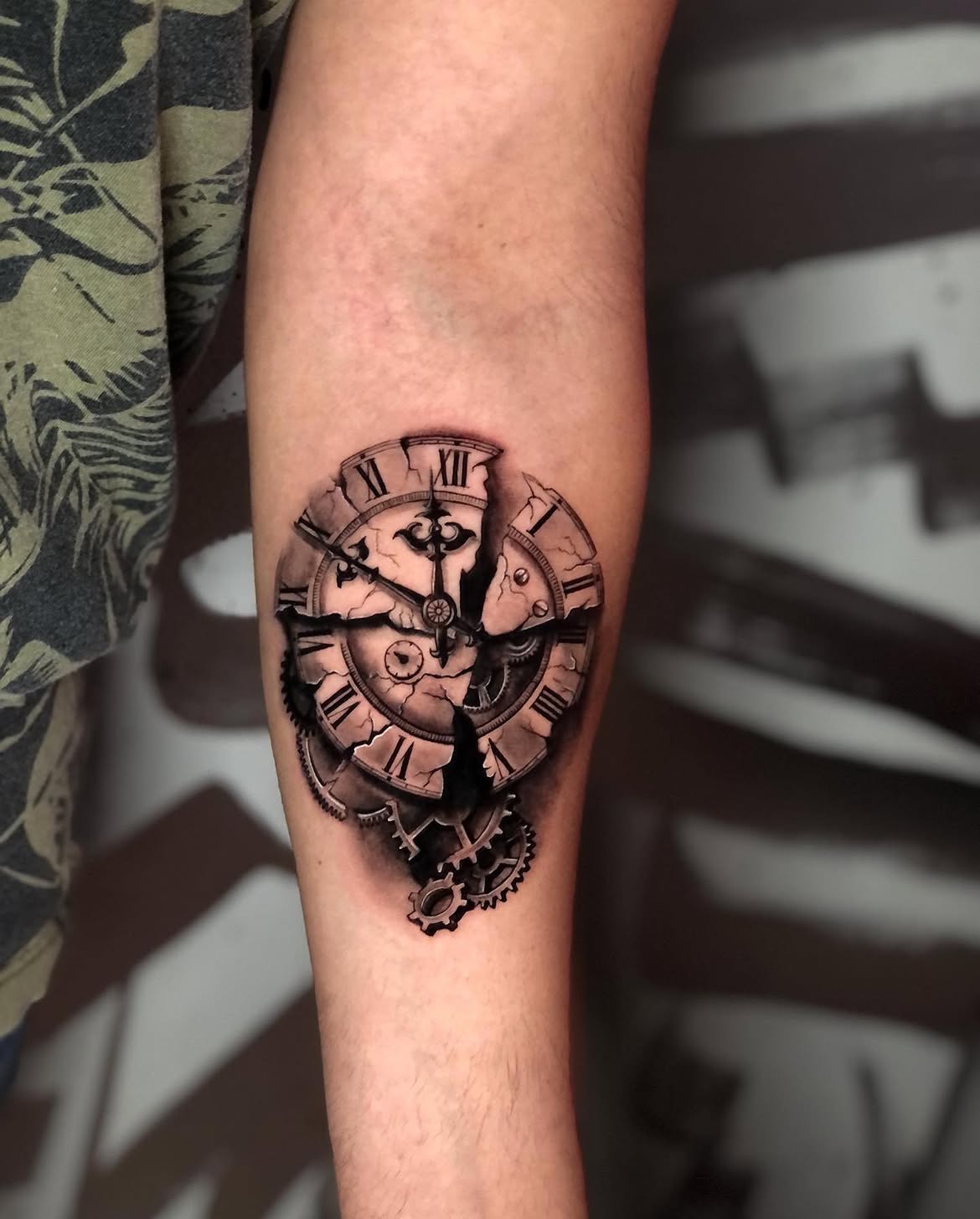 29 Clock Tattoo Ideas 2026: Timeless Designs That Turn Every Second Into Art