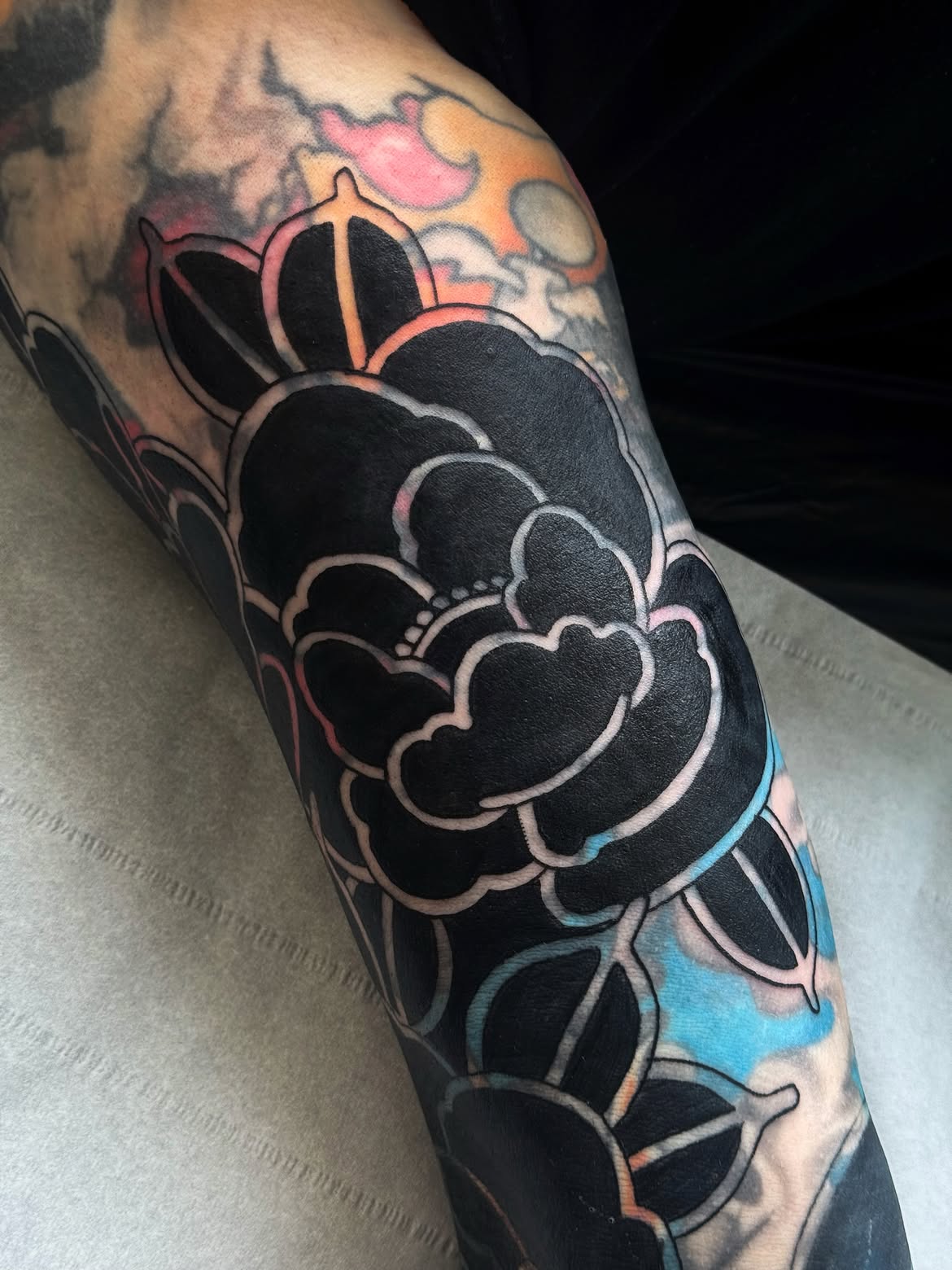 29 Blackwork Tattoo Ideas 2026: Bold Designs, Dark Aesthetics & Modern Inspiration
