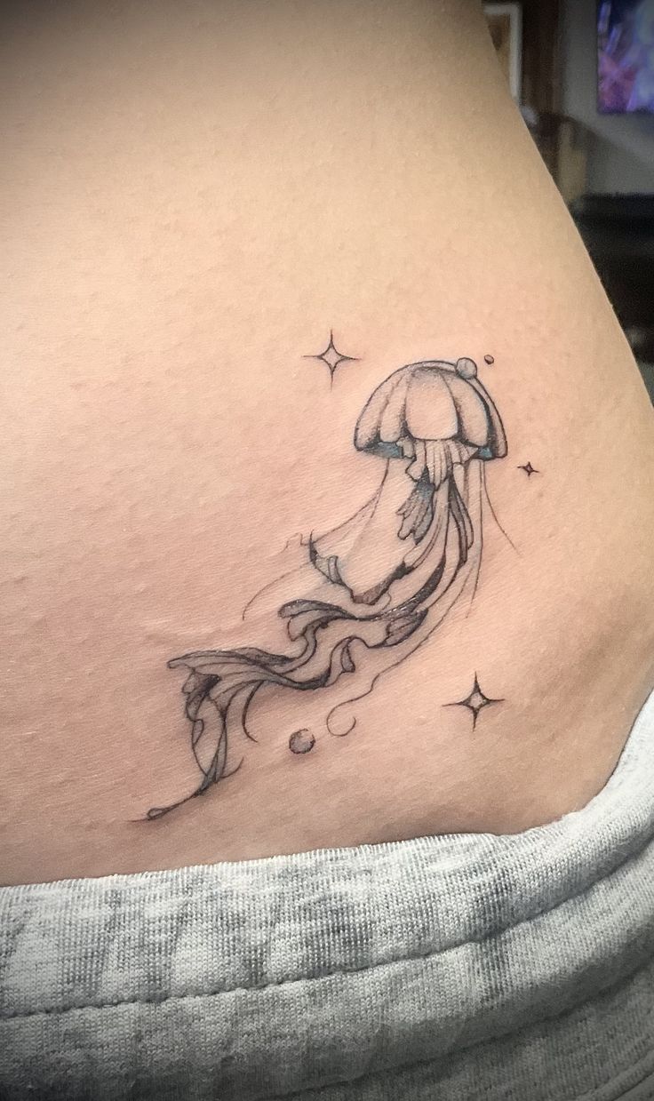 28 Jellyfish Tattoo Ideas 2026: Elegant Designs with Meaning and Ocean Inspiration
