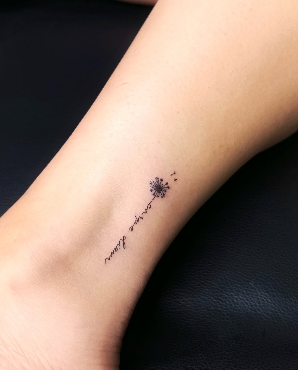 29 Dandelion Tattoo Ideas 2026: Delicate Designs That Capture Freedom, Change, and New Beginnings