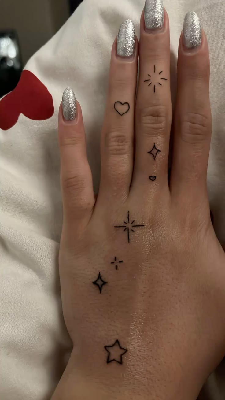 28 Easy Tattoo Ideas 2026: Minimal Designs That Look Stylish and Stay Timeless