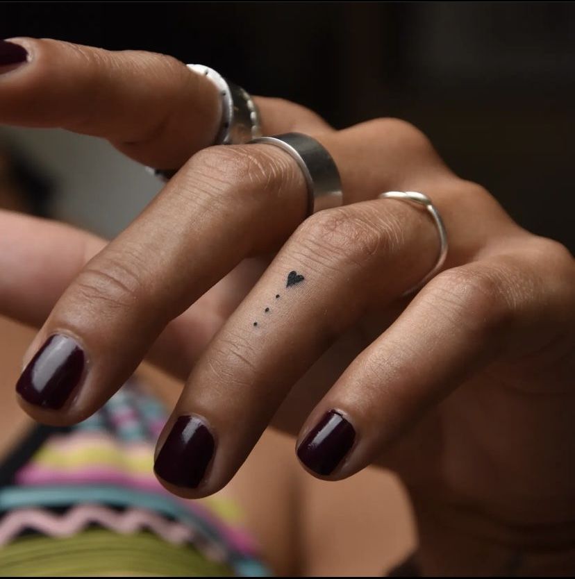 27 Finger Tattoo Ideas 2026: Elegant, Tiny & Creative Designs You’ll Want to Save
