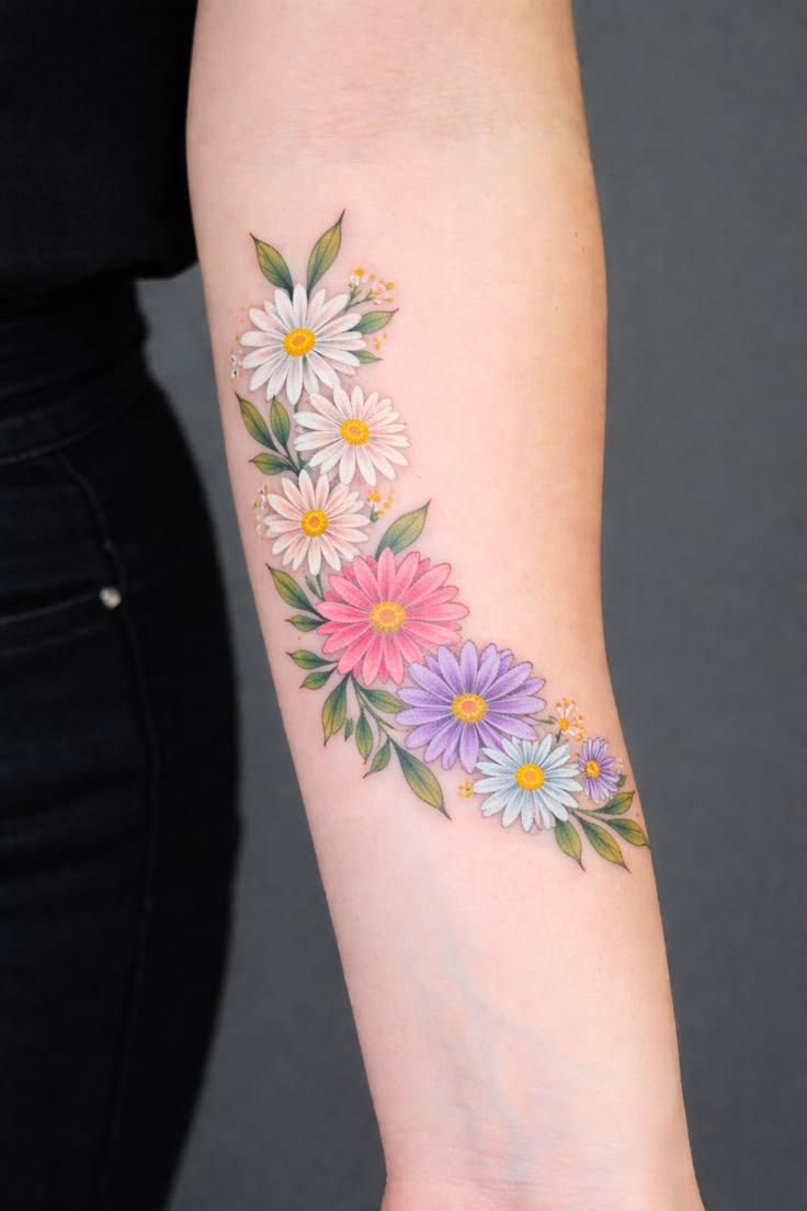 29 Daisy Tattoo Ideas 2026: Beautiful Designs Full of Meaning, Simplicity, and Timeless Charm