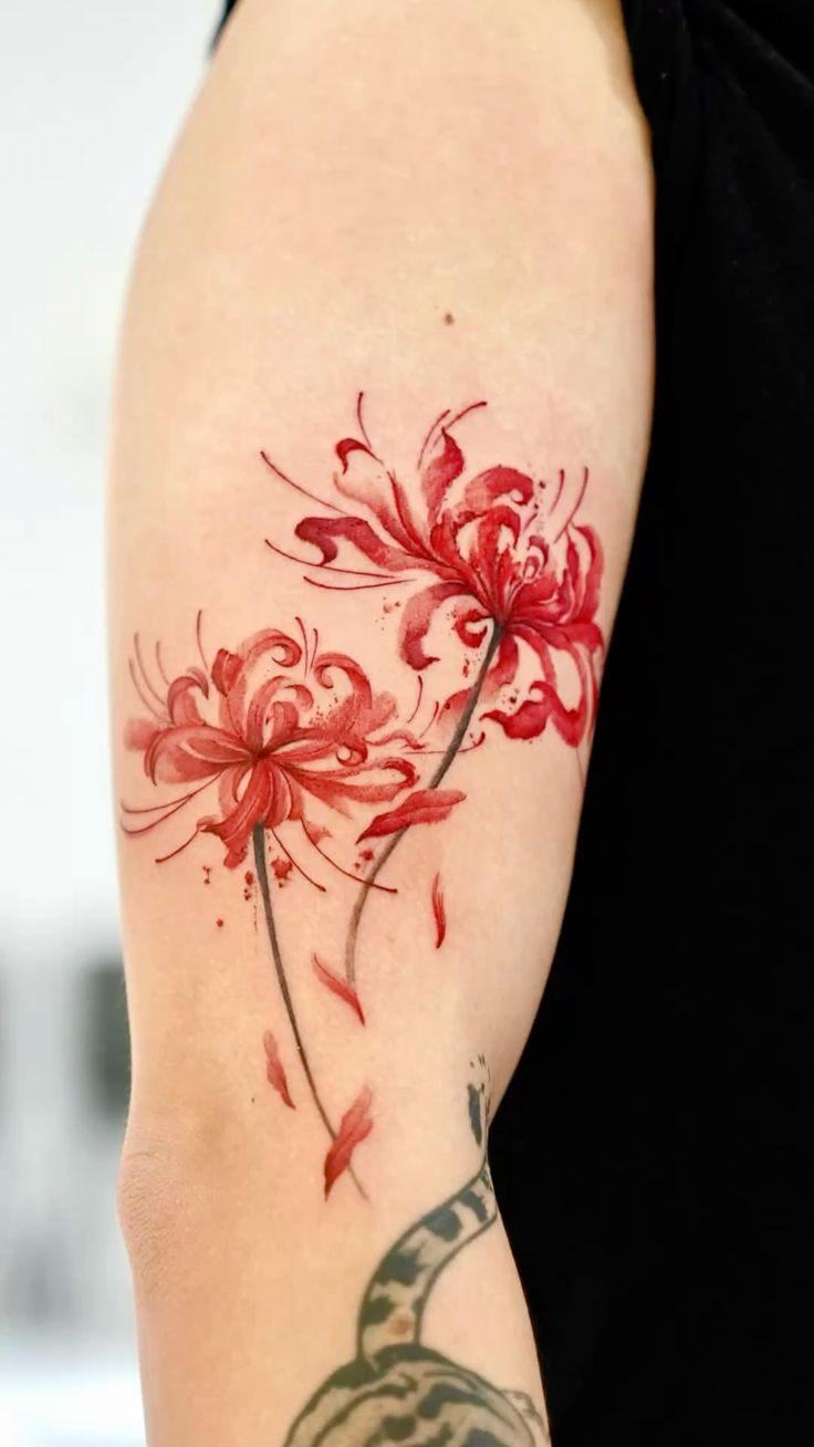 25 Spider Lily Tattoo Ideas 2026: Elegant, Symbolic & Japanese-Inspired Designs You’ll Love
