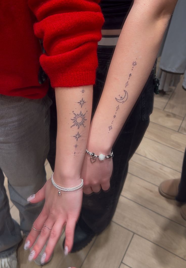 29 Matching Tattoo Ideas 2026: Meaningful Designs for Couples, Friends, Sisters, and Family