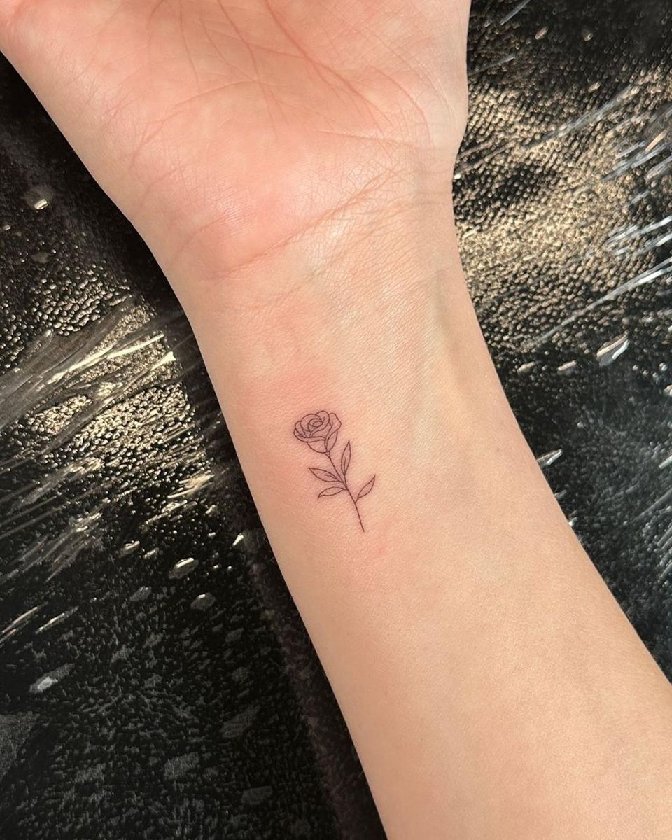 31 Rose Tattoo Designs 2026: Beautiful Ideas for Every Style, Placement, and Personality