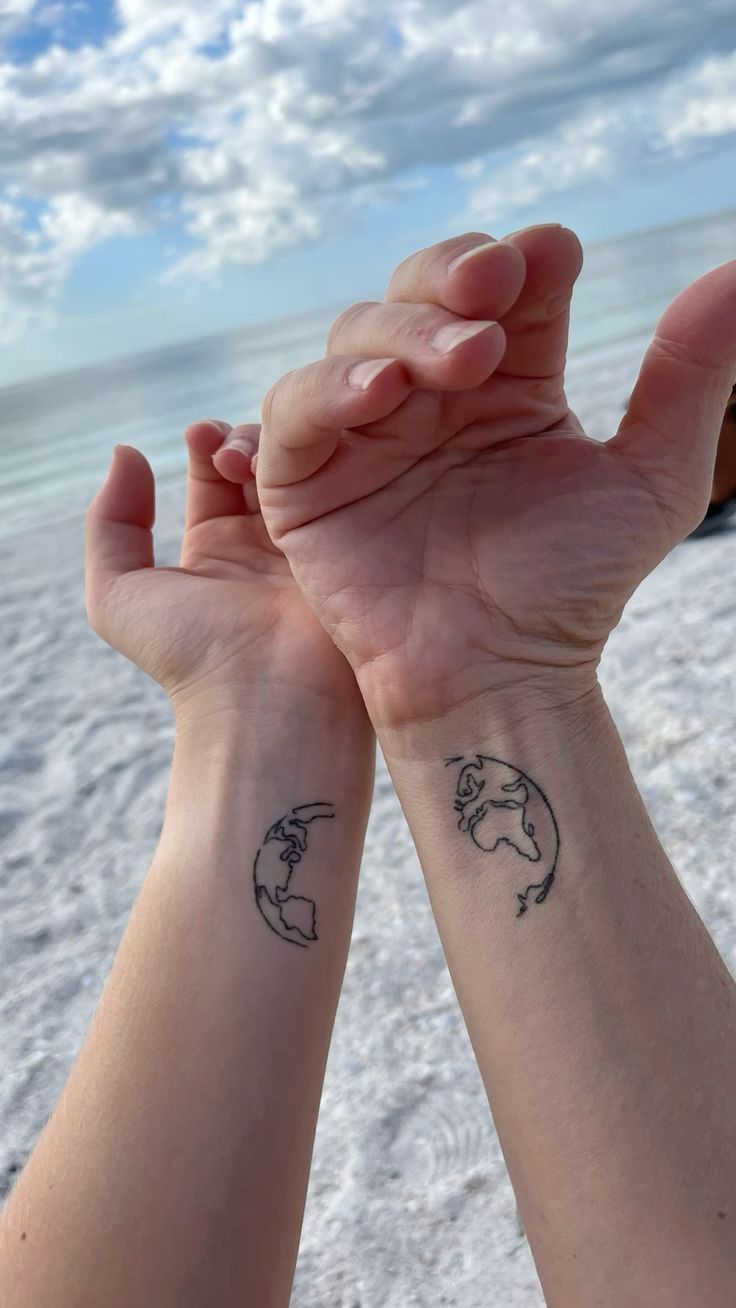 29 Matching Tattoo Ideas 2026: Meaningful Designs for Couples, Friends, Sisters, and Family