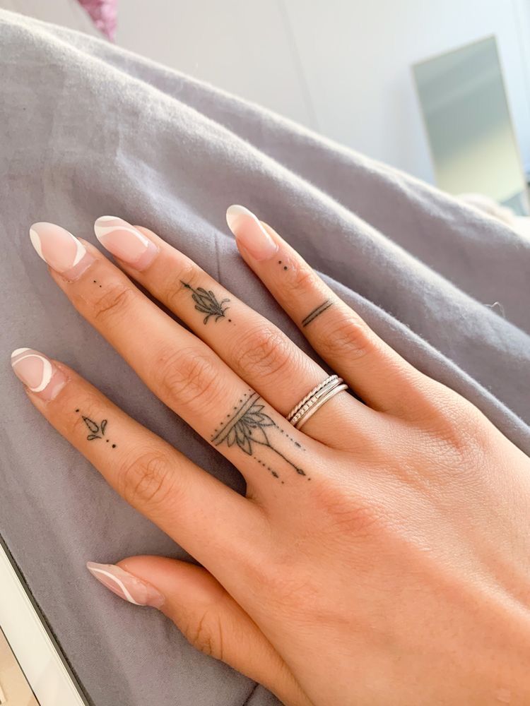 27 Finger Tattoo Ideas 2026: Elegant, Tiny & Creative Designs You’ll Want to Save