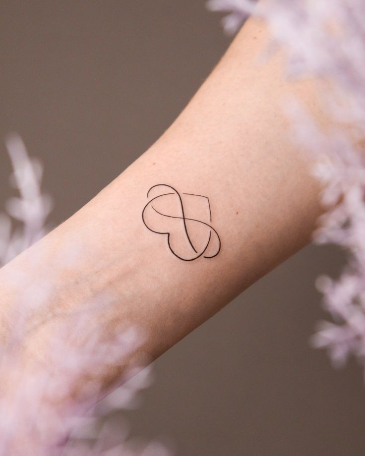 30 Infinity Tattoo Ideas 2026: Meaningful Designs From Minimalist to Bold