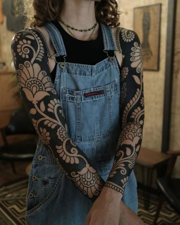 29 Blackwork Tattoo Ideas 2026: Bold Designs, Dark Aesthetics & Modern Inspiration
