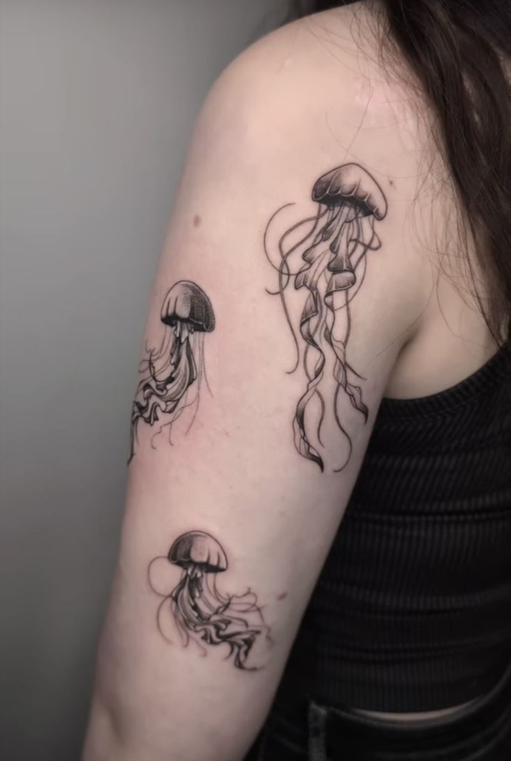 28 Jellyfish Tattoo Ideas 2026: Elegant Designs with Meaning and Ocean Inspiration