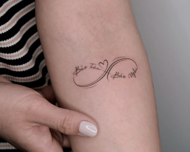 30 Infinity Tattoo Ideas 2026: Meaningful Designs From Minimalist to Bold