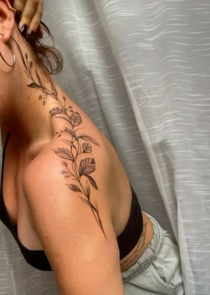 28 Shoulder Tattoo Ideas 2026: Stunning Designs for Every Style, Personality, and Placement