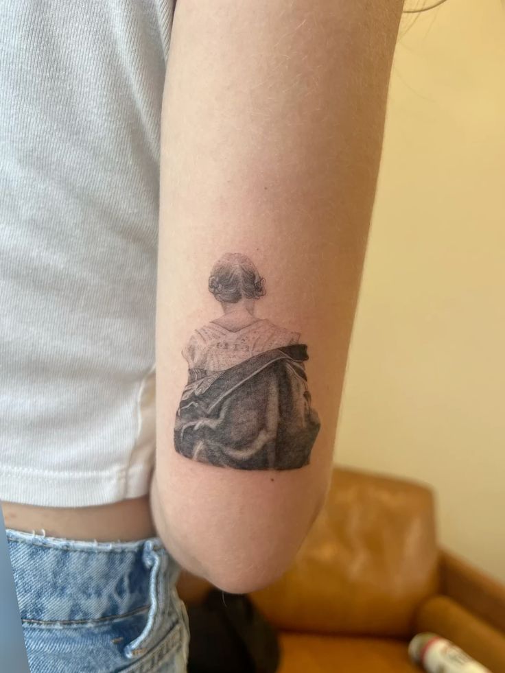 29 Taylor Swift Tattoo Ideas 2026: Subtle Lyrics, Fine Line Designs, and Meaningful Ink
