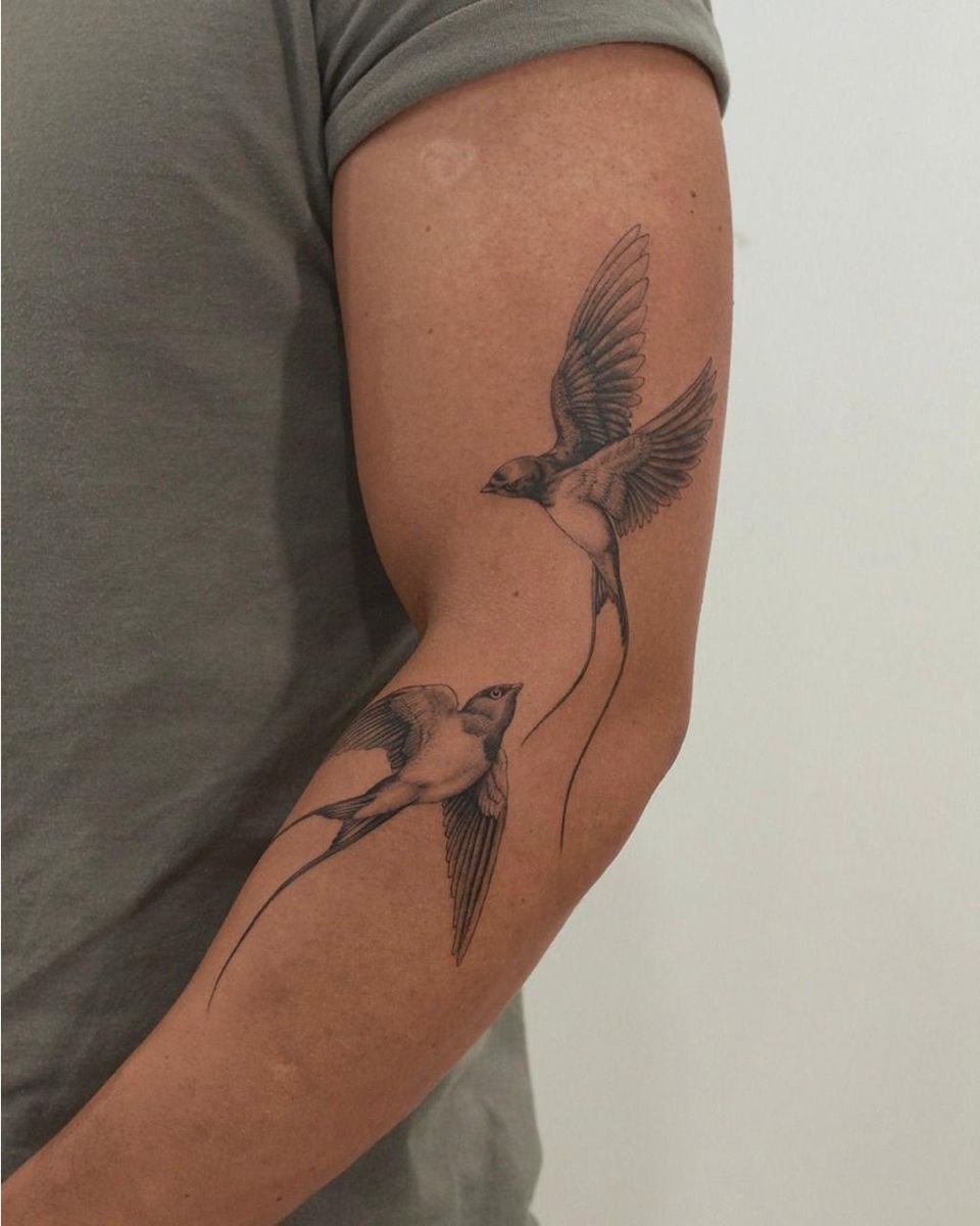28 Swallow Tattoo Ideas 2026: Elegant Designs, Symbolism and Placement Inspiration