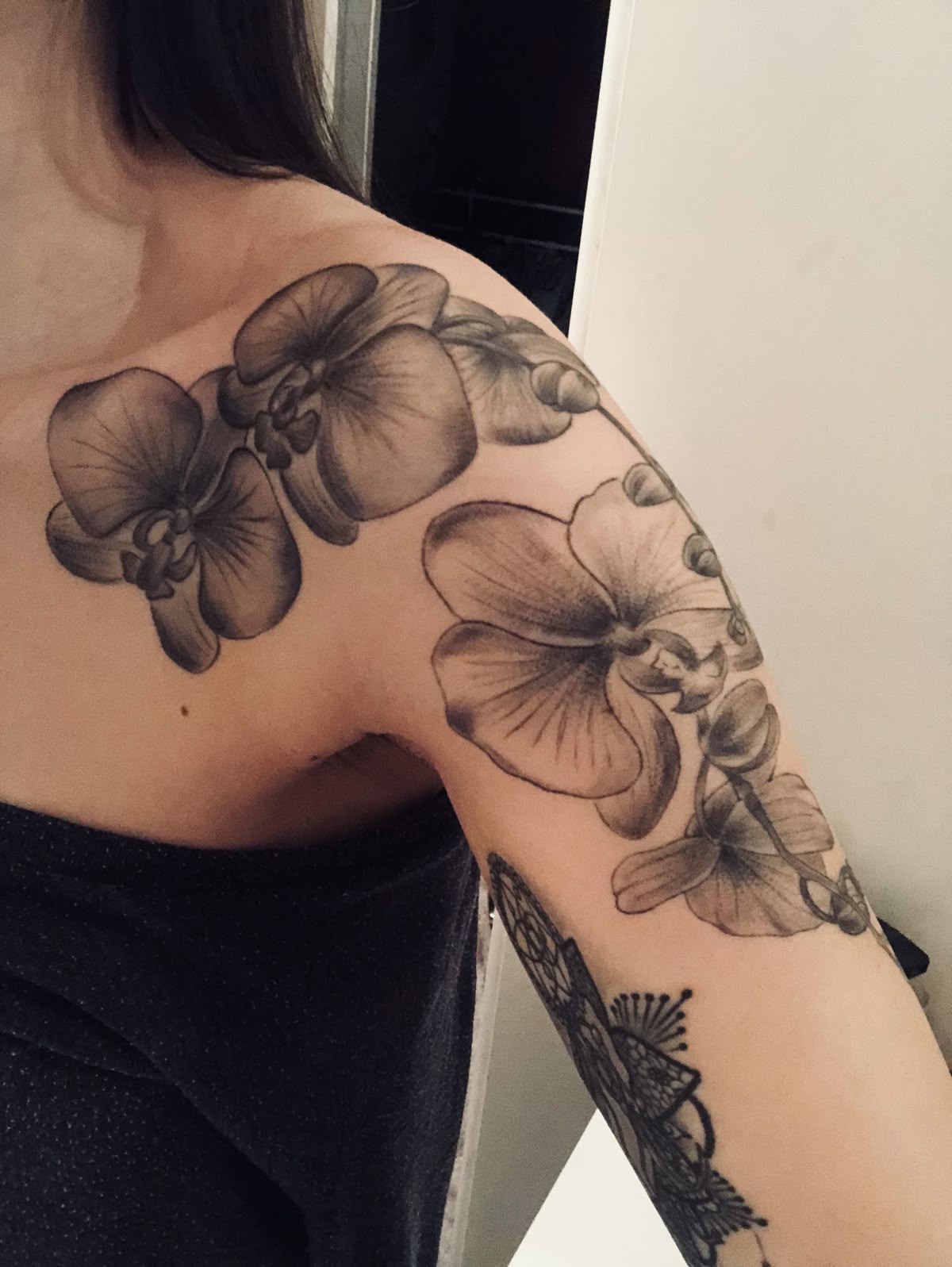 28 Elegant Orchid Tattoo Ideas 2026: Fine Line, Color, Minimalist & Floral Designs