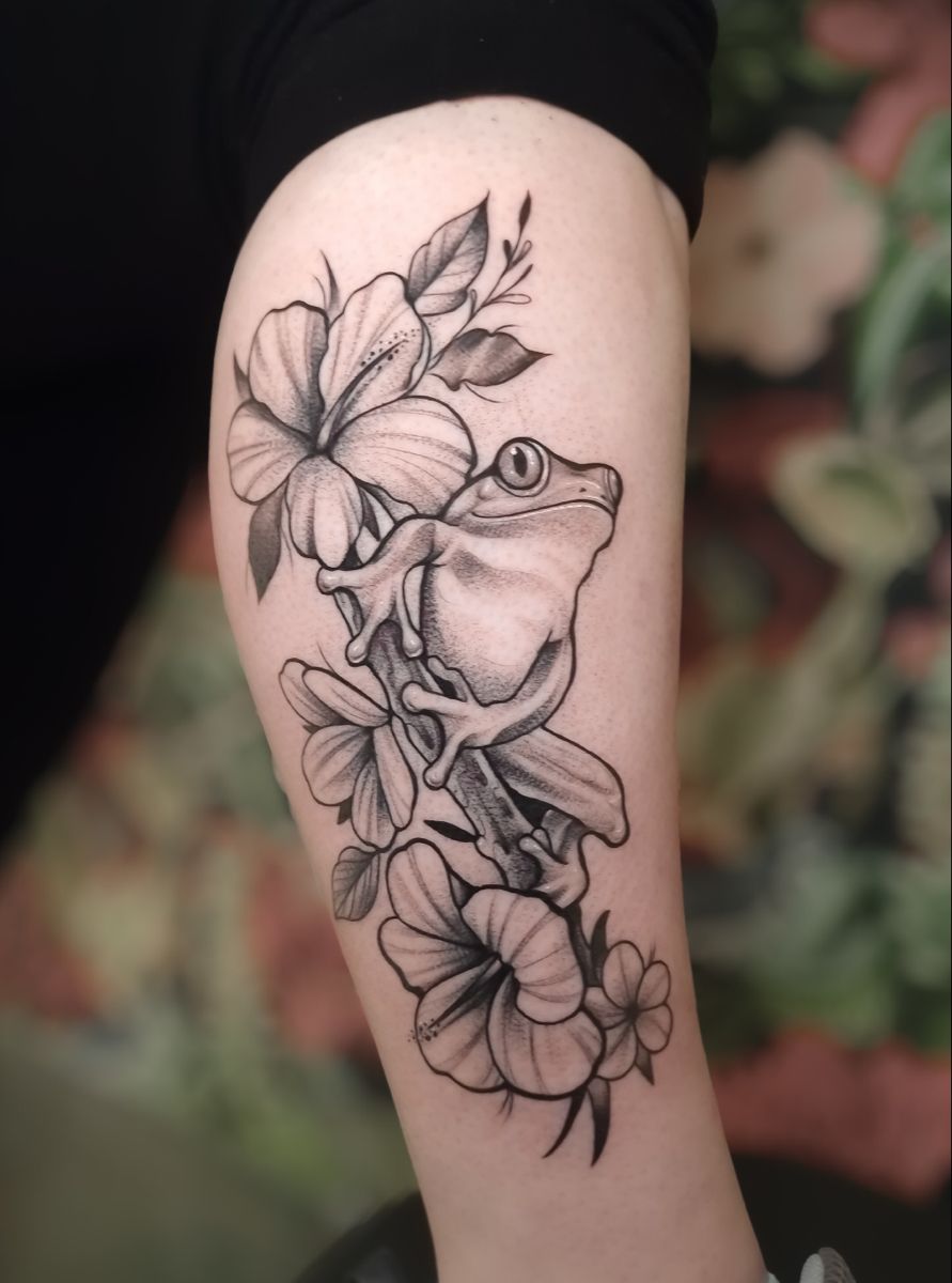 28 Frog Tattoo Ideas: Creative Designs From Tiny Frogs to Bold Tropical Art