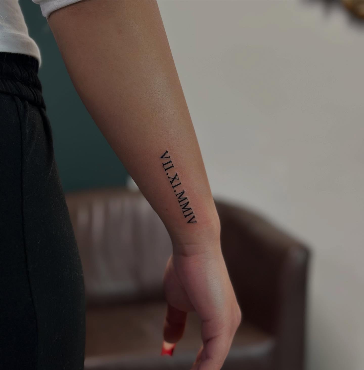 29 Roman Numeral Tattoo Ideas: Timeless Designs for Meaningful Dates and Memories
