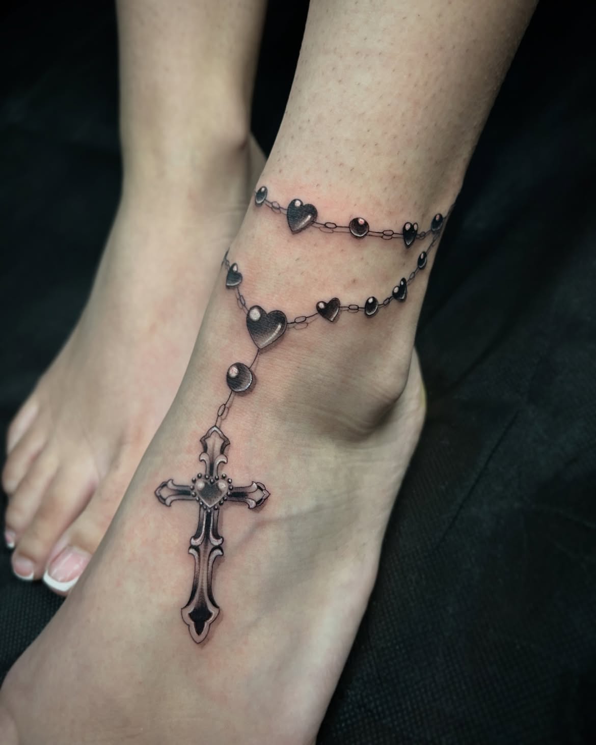 26 Rosary Tattoo Ideas: Meaningful Designs From Dainty Beads to Statement Crosses