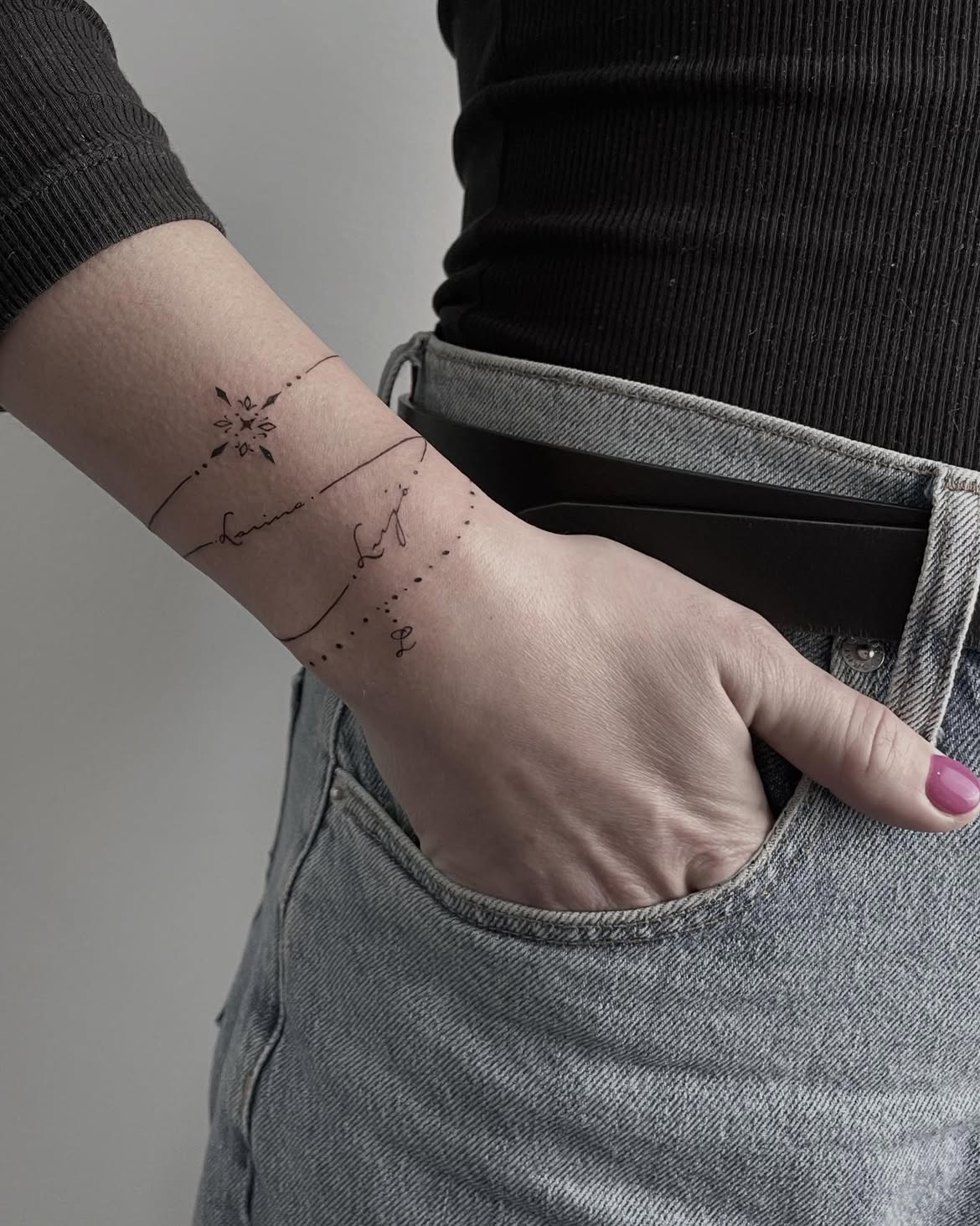 32 Wrist Tattoo Ideas 2026: Fine-Line, Floral and Wrap-Around Designs Worth Saving